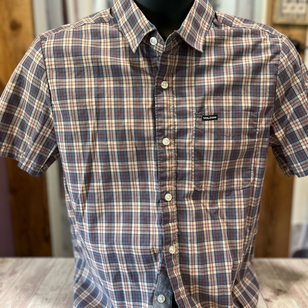Volcom Men's Casual Plaid Shirt - Blue and Red